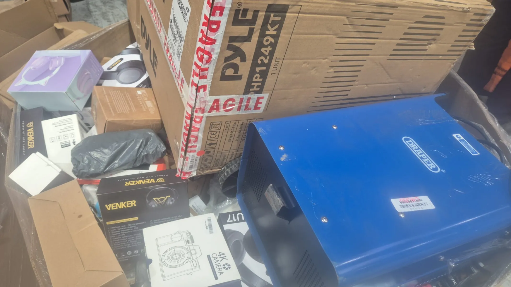 6Cd6o3UGkHNs06 Electronics - electronics - 1pallet, 674pcs - Image 1