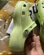 Crocs pallet - Image 3