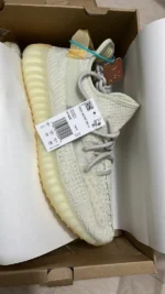 YEEZY SHOES PALLET - Image 4