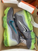 Nike shoes pallets - Image 20