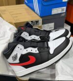 Buy Authentic Nike Shoes - Image 2
