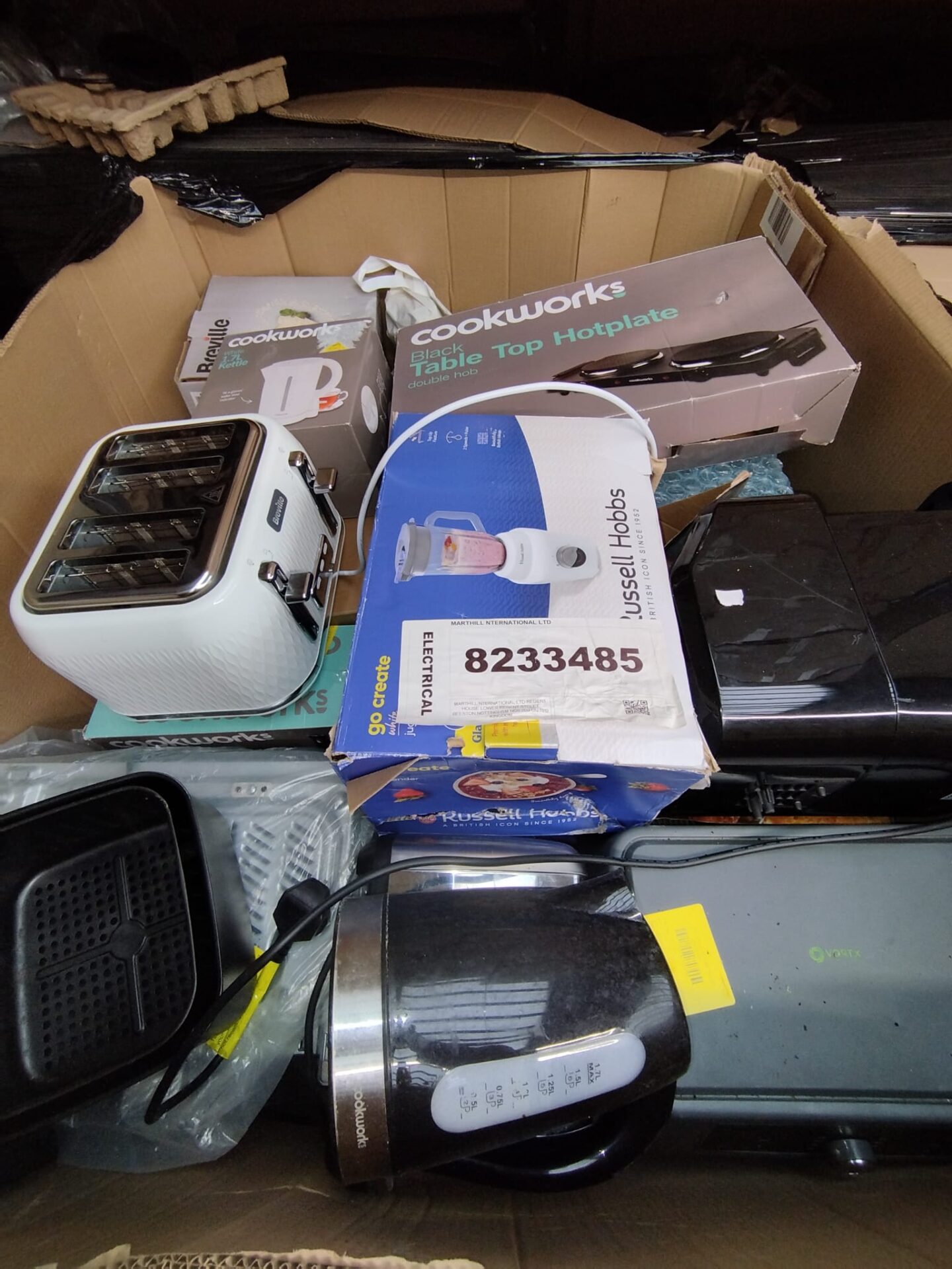 WhatsApp-Image-2025-12-17-at-11.49.58 HIGH ELECTRICALS RETURNS PALLETS - Image 1