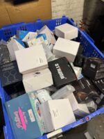 Amazon Small Items 1/2 Pallet - Image 2