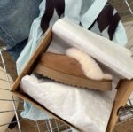 UGG Shoes Pallets: Wholesale Deals on Authentic UGG Footwear - Image 4