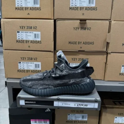 Yeezy Shoes Pallet