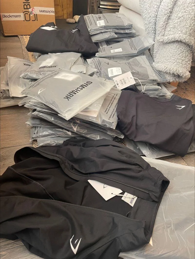 47c90f17-e4cb-4558-b30c-5c3a981a813e-1-1 premium Gymshark Pallets