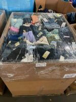 Target Summer Clothing Pallet - Mixed Men's, Women's, Kids - Image 3