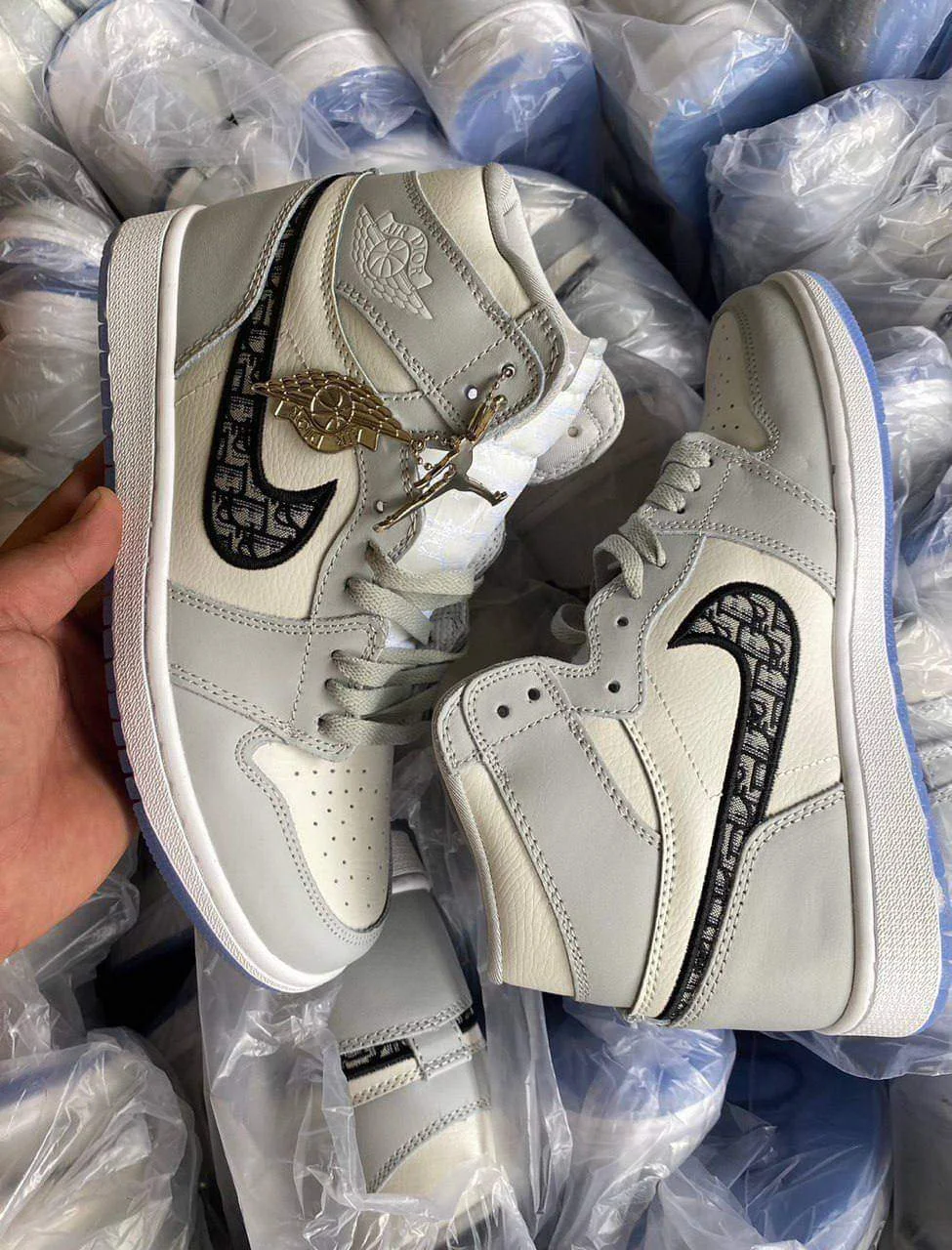 WhatsApp-Image-2025-03-18-at-09.02.51 (1) Nike Sneakers Liquidation Pallets Wholesale for Resellers