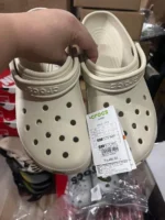 Classic Crocs Pallet Wholesale – 300 Pairs Bulk Footwear - Image 3