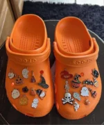 Classic Crocs Pallet Wholesale – 300 Pairs Bulk Footwear - Image 15