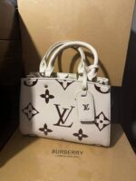 Branded Ladies Handbags Pallets: Premium Wholesale - Image 7