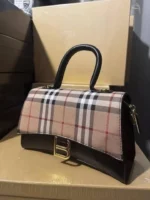 Branded Ladies Handbags Pallets: Premium Wholesale - Image 23