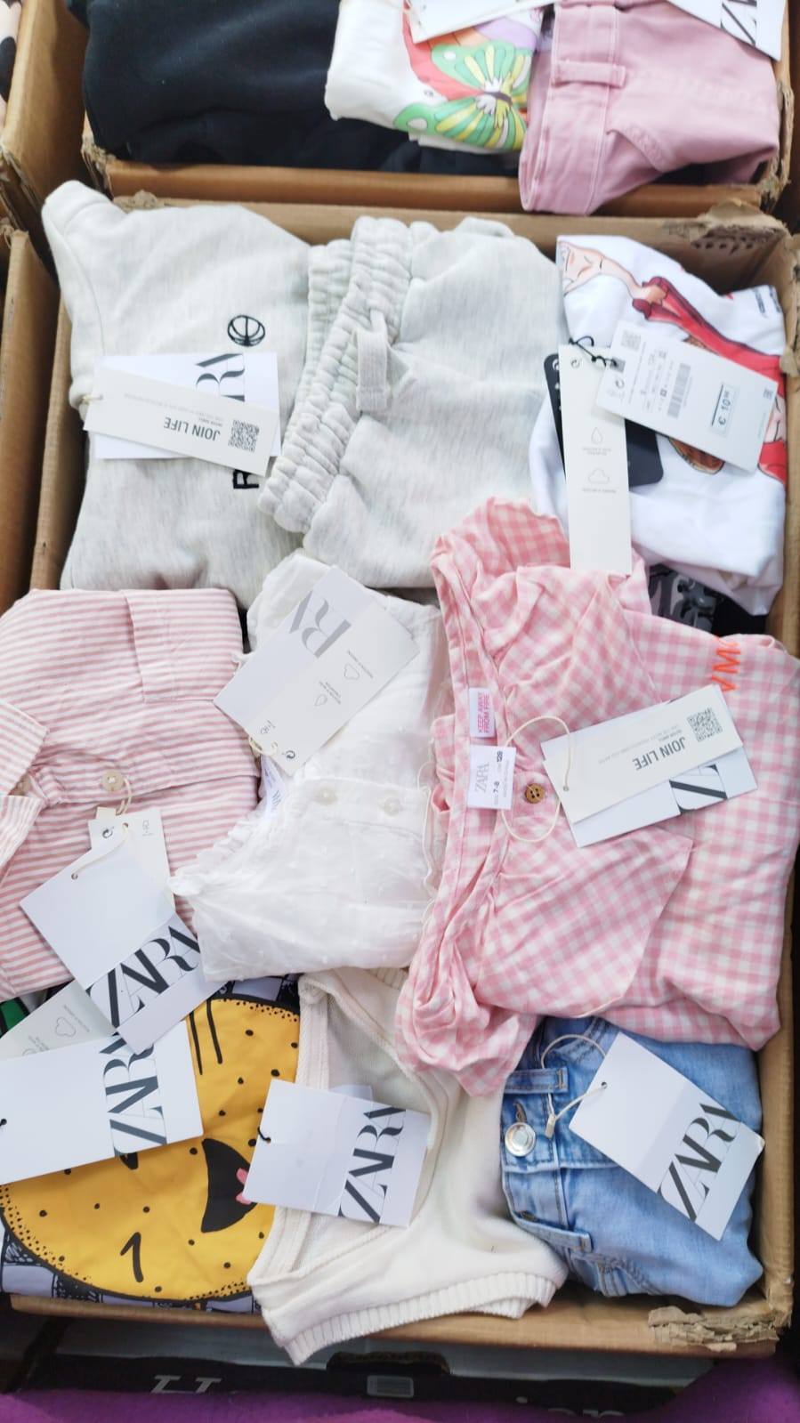 645225282_122103396195281523_6979233709377400915_n Zara Job Lot Pallets