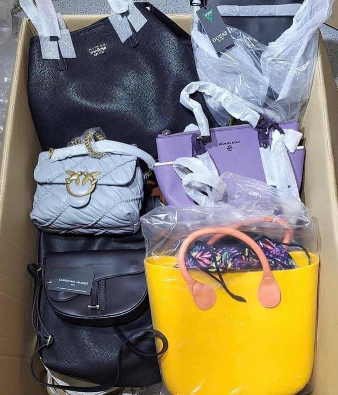 761627667_1032817829739081_2409273775642082050_n Wholesale Women Handbags Pallets