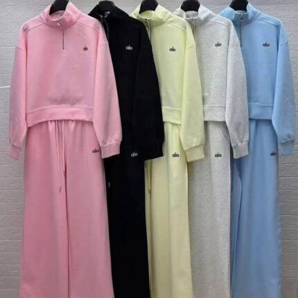 Alo Yoga Clothing Pallet