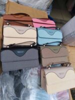 Women Handbags Pallet - Image 4