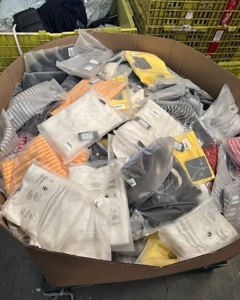 679674776_122121359199232298_3427146356395278459_n-768x960 (1) TikTok Clothing Pallets