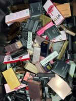 HIGH-END MAKEUP PALLETS